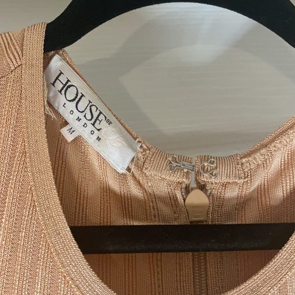 🔥HOUSE OF CB NUDE DRESS - Picture 4 of 4